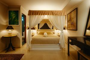 Orchid Hotel and Spa Kalim Bay