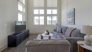 Biltmore Apartments by Landing