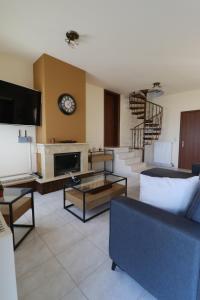 Loukissia Villa Mare