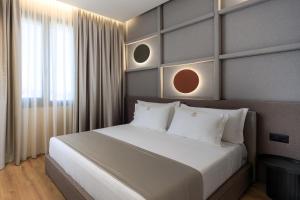 Tic Tac Toe Residence