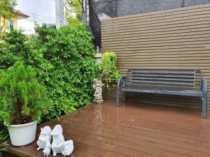 Cha-Am Hua-Hin Beach Villa by BirdOfParadise