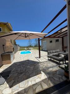 Beachfront House at Tucuns Beach