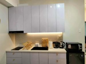 Deca Sentrio - Cozy Condo in the Heart of Naga City