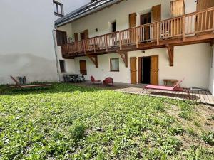 Appartement rénové 4 pièces, 6 couchages avec parking - FR-1-330F-246