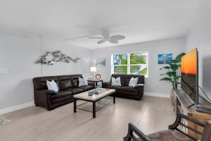 Ocean View 2 bedroom Condo Pool Key Colony Beach