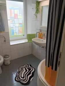 Funky place, near center and beach