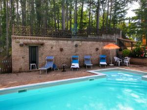 x000D Boutique villa with pool