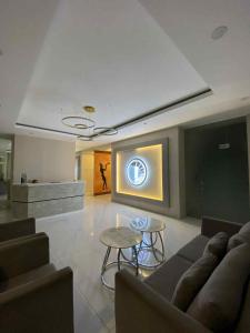 Furnished 1 Bed Room Opposite Robinsons Galleria