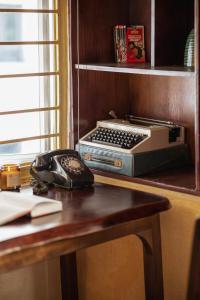 Hanoian Old Style Apt Free Parking Old Quarter