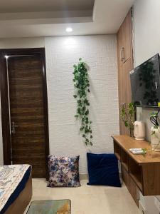 Blue Ocean Stays 1BHK Flat Near AIIMS Ganga