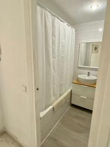 Torremolinos Centro Apartaestudio sin reformar súper precio