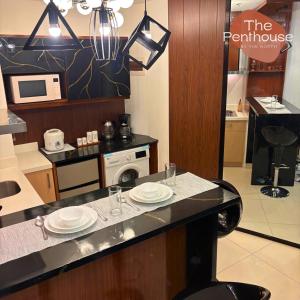 Penthouse Unit with 3 beds in Quezon City