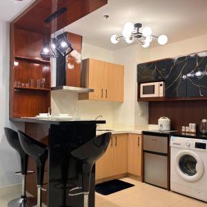 Penthouse Unit with 3 beds in Quezon City