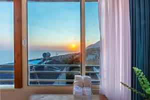 Dhermis Icon - Penthouse 2BR, 2wc - Premium VIEWS 16