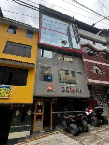 Hotel D'Gloria Churin
