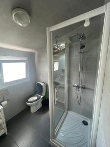 Beautiful Villa for 8 people with pool