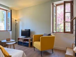 Duplex Provençal , Vieux Hyères, climatisation, Wi-Fi