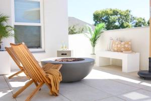 The Swell Oceanview Designer Stay Hot Tub