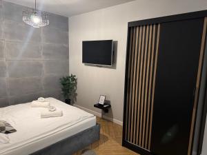 Apartamenty Szary Wilk - klimatyczne apartamenty dla 2 osób - BLISKO CENTRUM -BEZPŁATNY PARKING