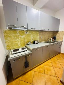 Golem Beach Apartment - Very Large - Self Check In - Parking Available