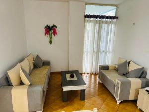 Golem Beach Apartment - Very Large - Self Check In - Parking Available