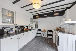 Thorold House Charming house for long stays