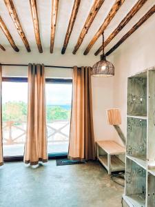 Luxury Mnemba Villa with Private Pool 100m to Beach