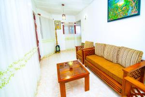 The Sky Avenue - Hatton