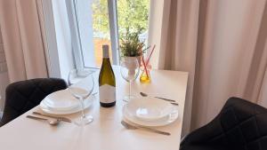 Stylish Studio on a Historic & Trendy Street