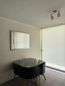 Depto a 2 pasos Mall Parque Arauco 301