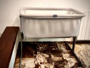 Amplio adosado con piscina, jardines, tenis, etc