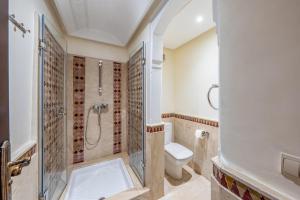 Urban Pearl terrace and pool