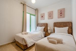 Urban Pearl terrace and pool