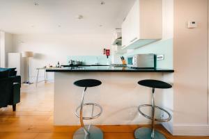 Loft Apartment in Farringdon with a Terrace