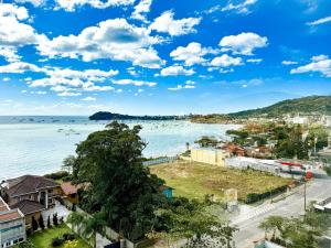 Frente Mar, à poucos minutos do Beto Carrero