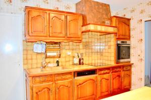 Garden House 3 chambres, parking privé, 15min La Rochelle, 20min île de ré, proche golf de la prée, wifi,