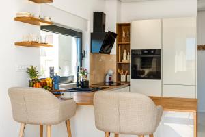 "Zlatna Palma"Luxury Seaview Penthouse & Jacuzzi, 300m to beach