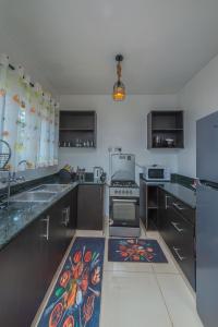 B5- 2 Bedroom Fully Furnished and Serviced Apartment in Westlands Parklands near Aga Khan Hospital