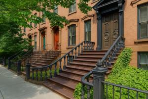 Perfect Downtown Stay Yale Walk Sallys Apizza
