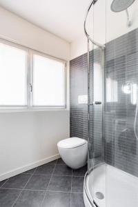 WAVES GLASS Industrial loft in old Murano