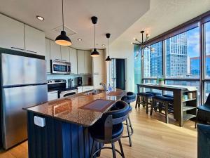 Calgary&Downtown &BMO & Stampede &Parking