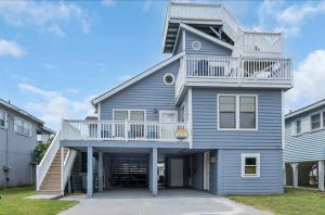 Captains Cove - Pool Rooftop and Inlet Views