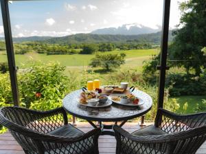 Cassowary Falls Gateway Daintree