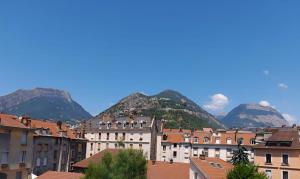 Appartement élégant Championnet - 3 chambres - parking privé