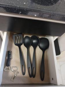 kITNET - Apartamento pé na areia proximo a lagoa e rio