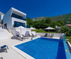 Exclusive Villa Belenum with breakfast,gym,sauna