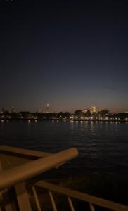 Riverside getaway - Monthly stays