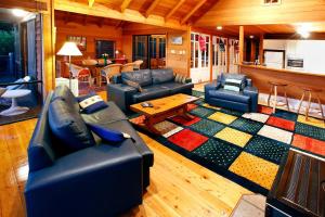 Melaleuca - Stunning Ocean Views and Coastal Comforts