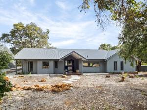 Quindalups Lot 104 - Your Perfect Family Escape