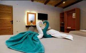 The kings of pyramids view inn